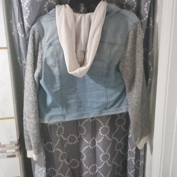 Jacket - Picture 2 of 2